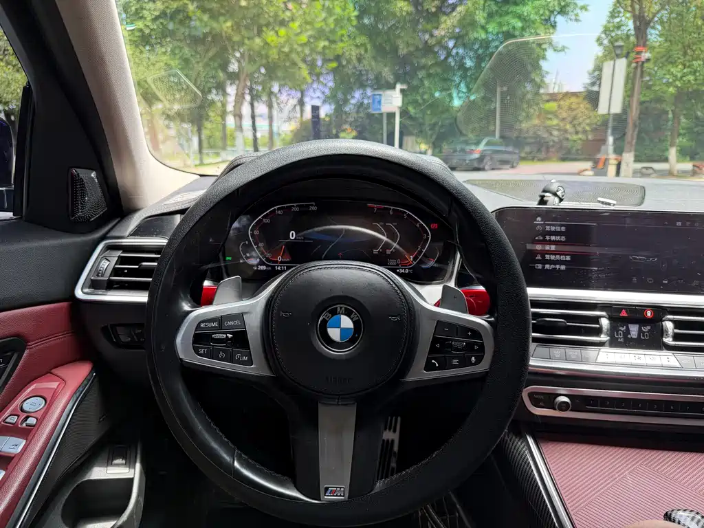 BMW 3 Series 2022 — фото 16