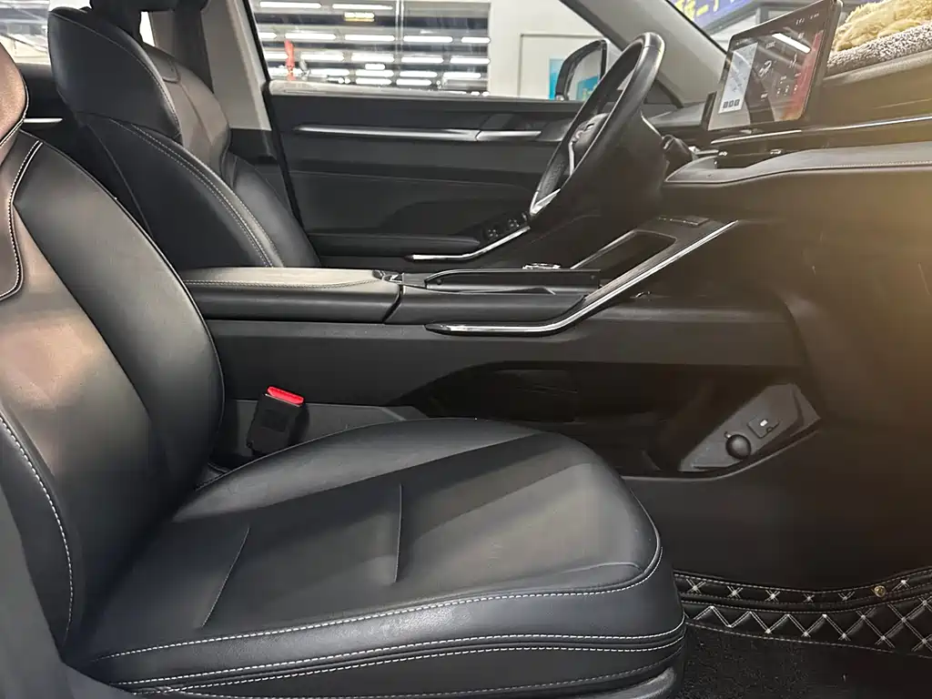 Haval H6 New Energy 2022 — фото 10