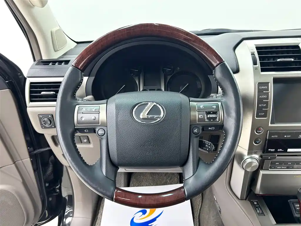 Lexus GX 2013 — фото 21