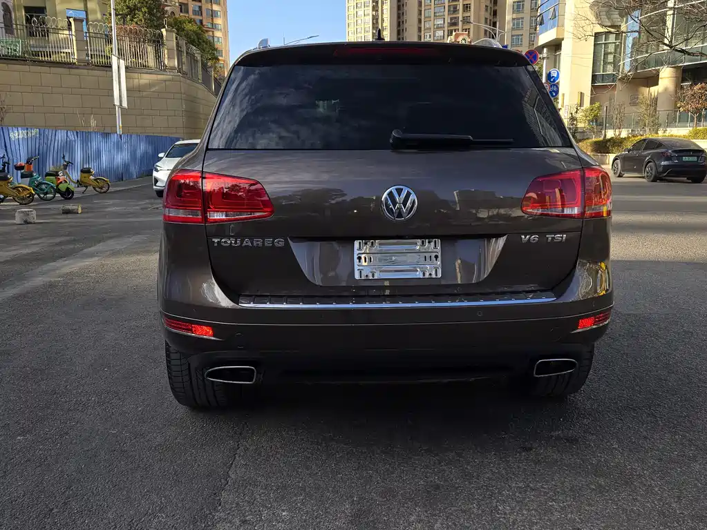 Volkswagen Touareg 2015 — фото 15