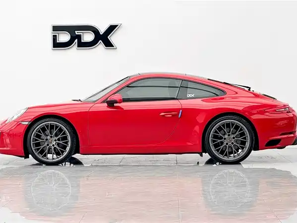 Porsche 911 2016