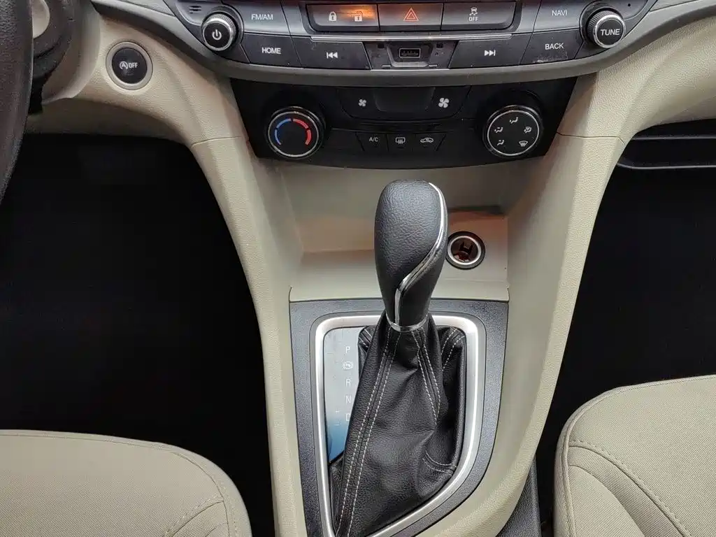 Buick Excelle GT 2017 — фото 13