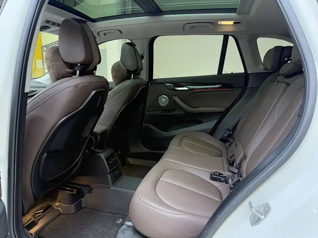 BMW X1 2022 — фото 10