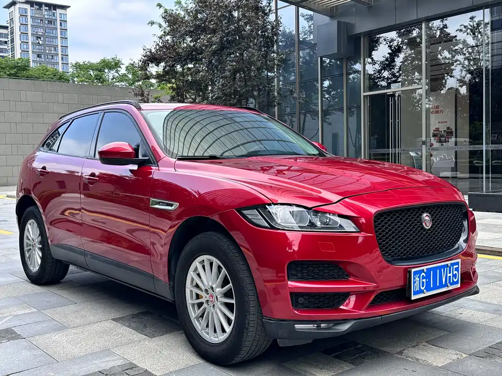 Jaguar F-PACE 2017 — фото 3