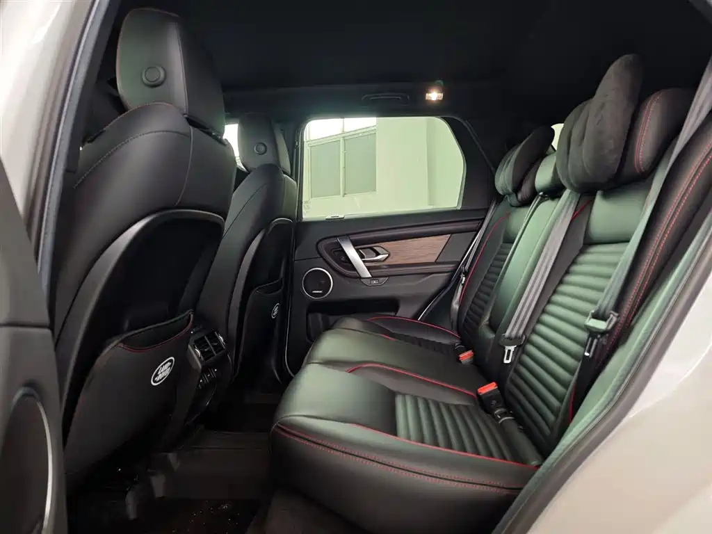 Land Rover Discovery Sport 2022 — фото 16