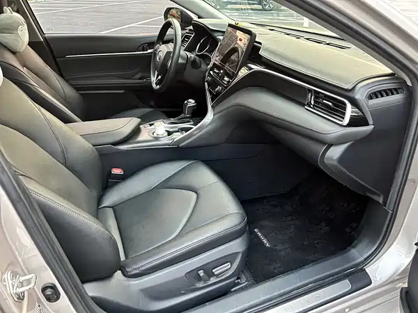 Toyota Camry 2021