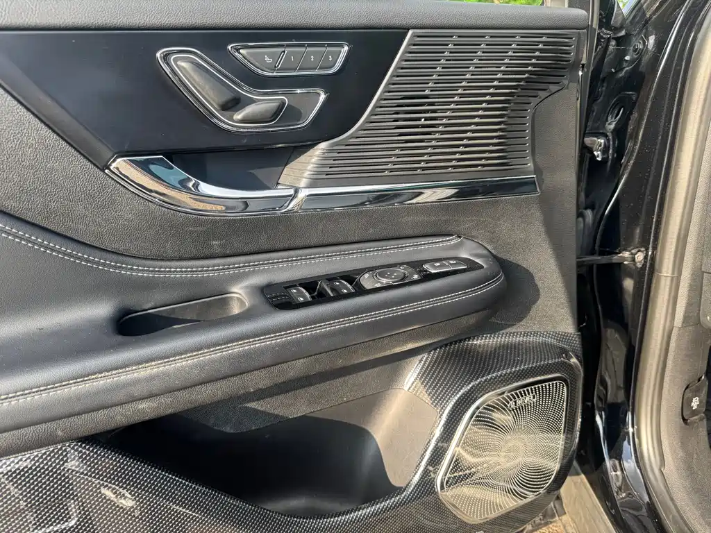 Lincoln Corsair 2020 — фото 15