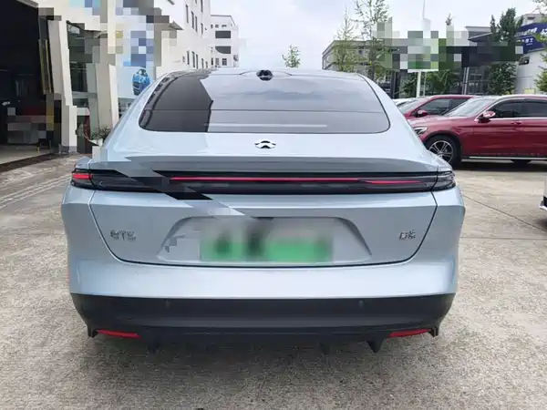 NIO ET5 2025