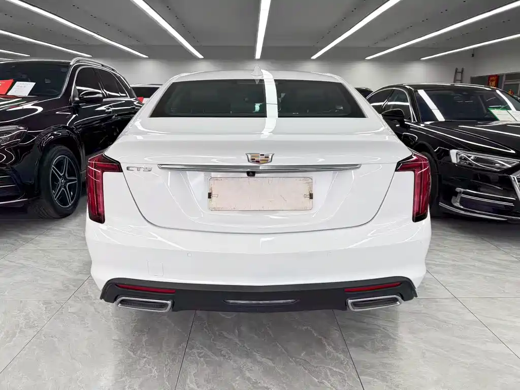 Cadillac CT5 2023 — фото 5