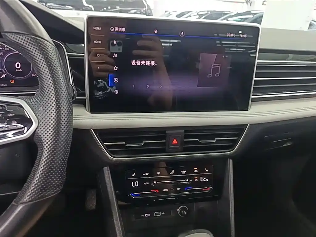 Volkswagen Tiguan L New Energy 2022 — фото 13