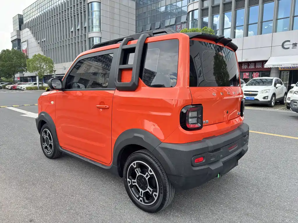 Geely Galaxy Panda 2025 — фото 17