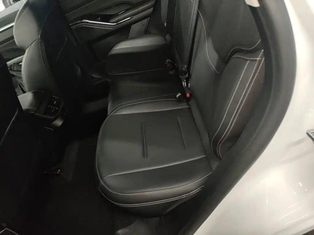 Haval H6 2023 — фото 17