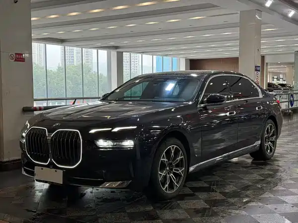 BMW 7 Series 2023