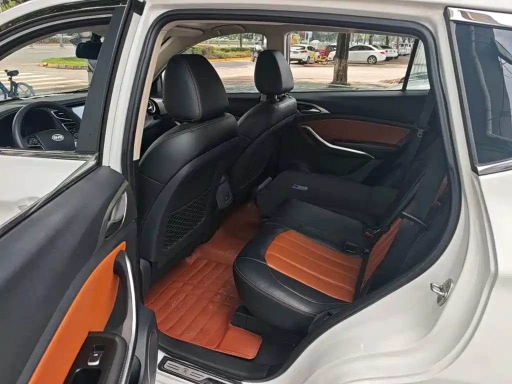 BYD Song 2016 — фото 17