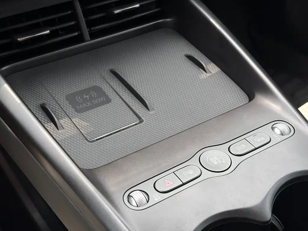 BYD Seal 06 2025 — фото 24