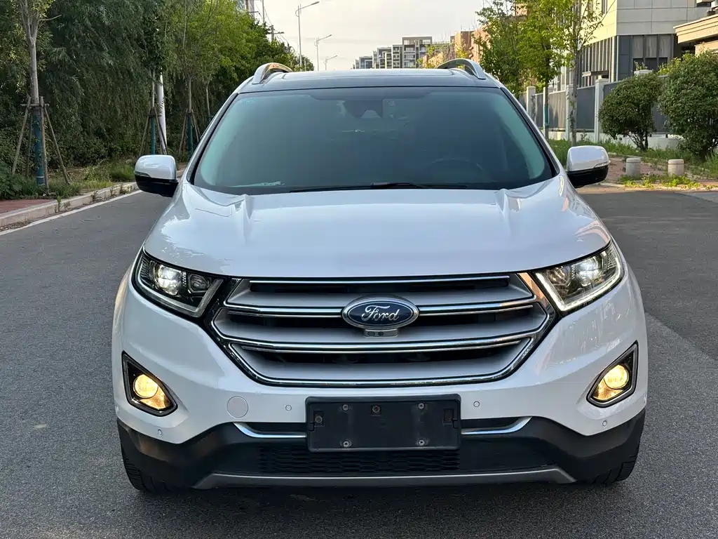 Ford Edge 2017 — фото 2