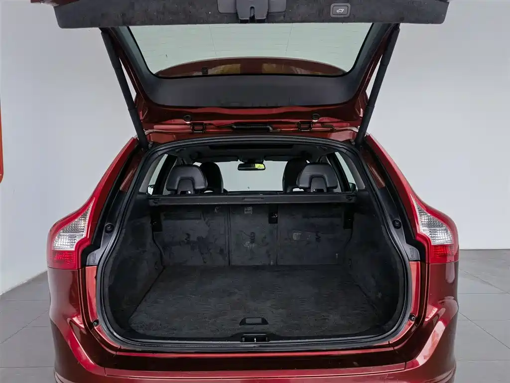 Volvo XC60 2013 — фото 16