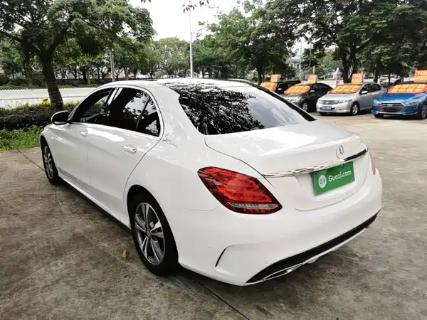 Mercedes-Benz C-Class 2017