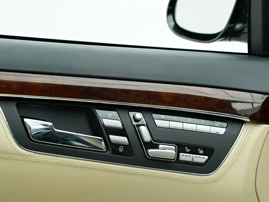 Mercedes-Benz S-Class 2008 — фото 10