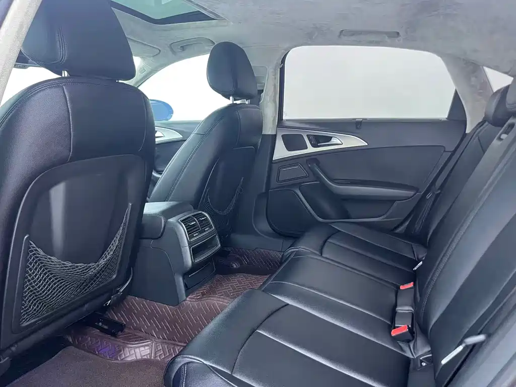 Audi A6L 2014 — фото 9