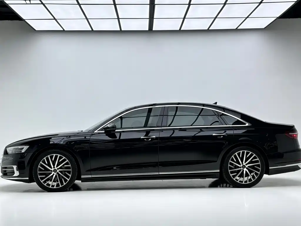 Audi A8 2021