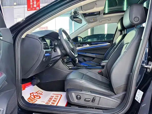 Volkswagen Passat 2024