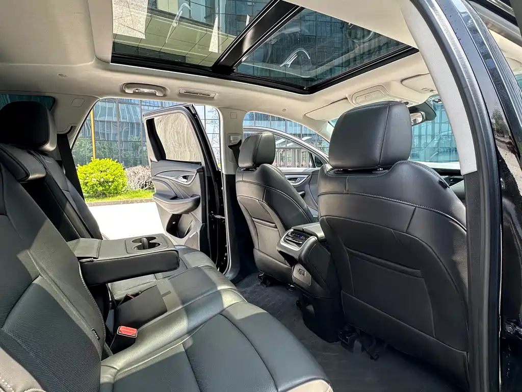 Buick Enclave 2022 — фото 11