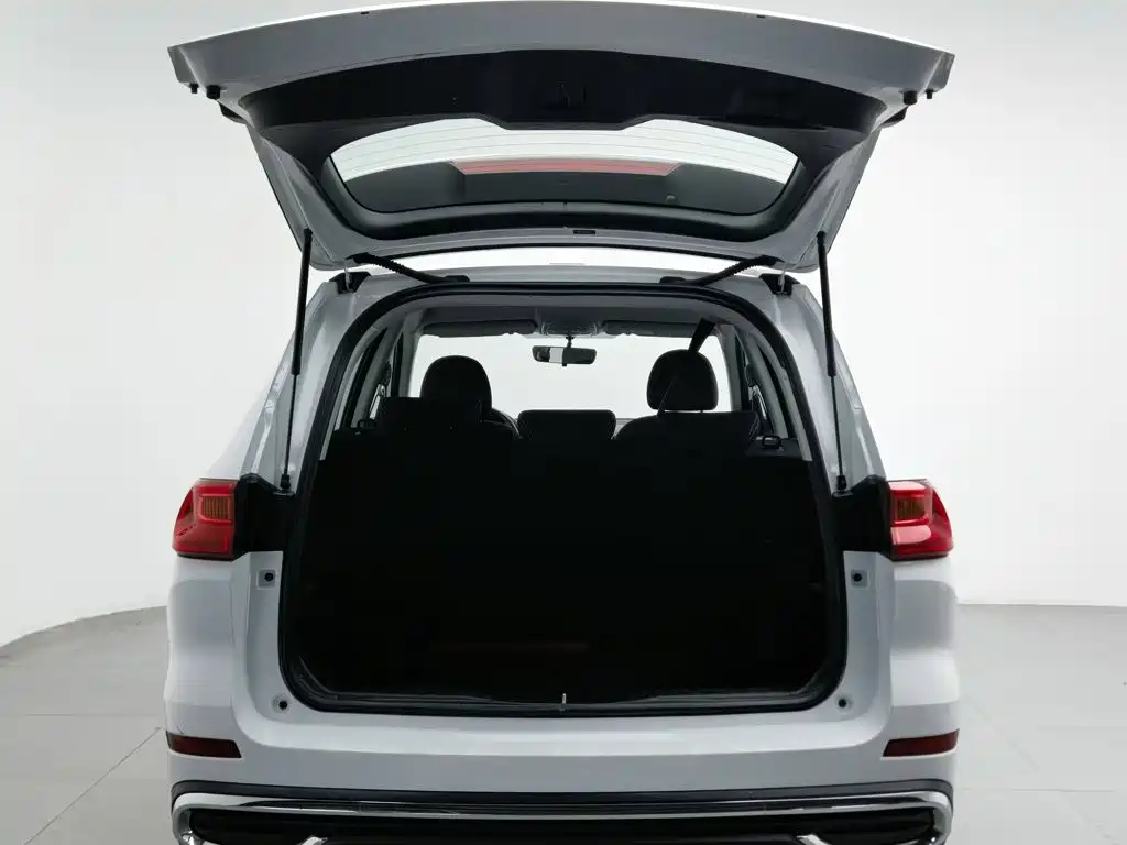 Haval M6 2023 — фото 16