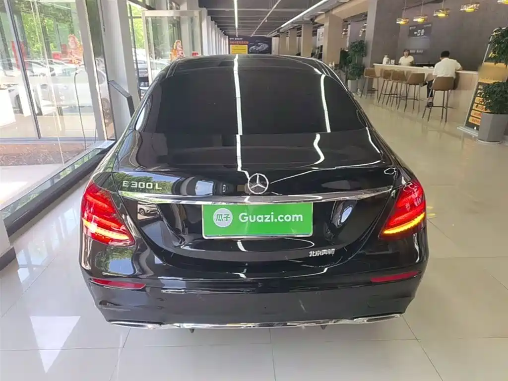 Mercedes-Benz E-Class 2020 — фото 6