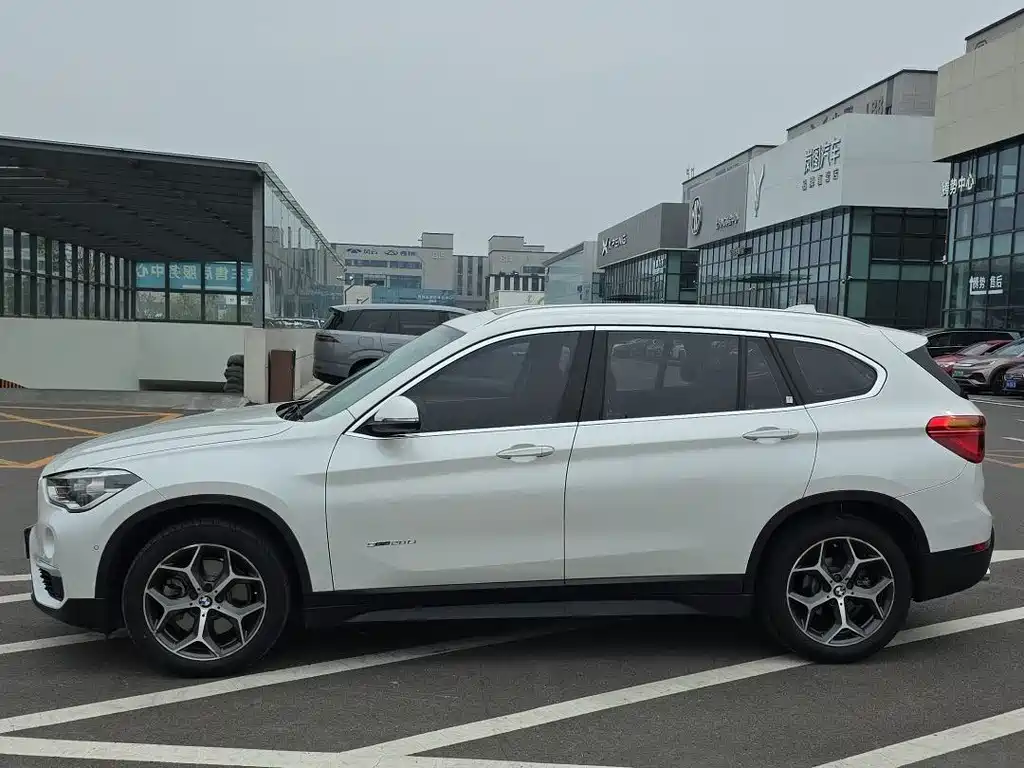 BMW X1 2016 — фото 3