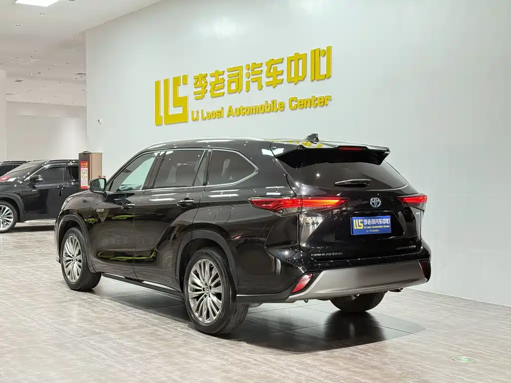 Toyota Highlander 2022