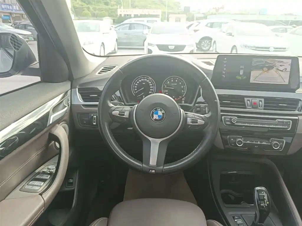 BMW X1 2021 — фото 11
