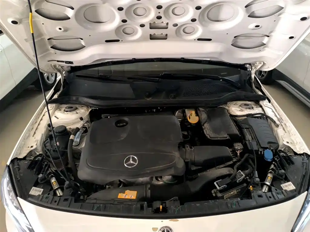 Mercedes-Benz GLA 2017 — фото 20