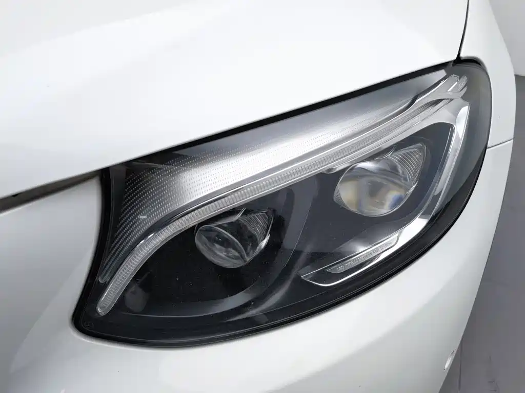 Mercedes-Benz GLC 2016
