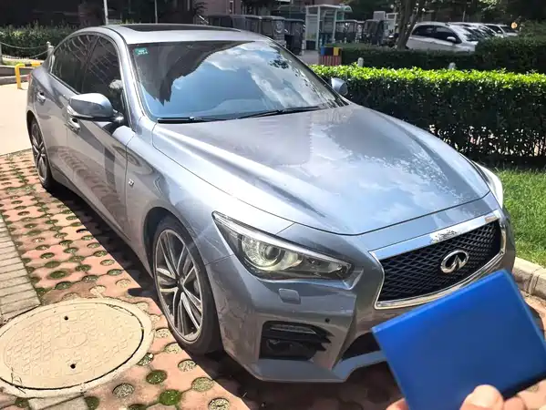 Infiniti Q50 2016