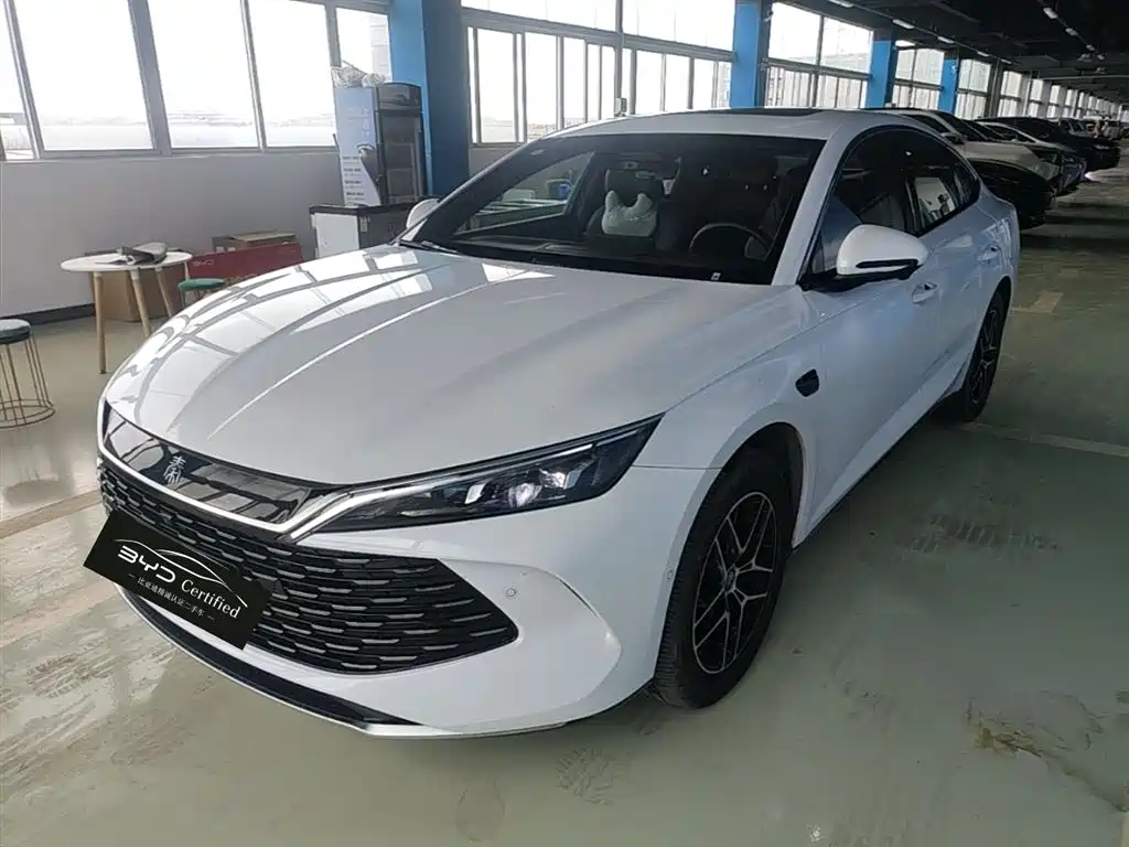 BYD Qin L 2026 — фото 1