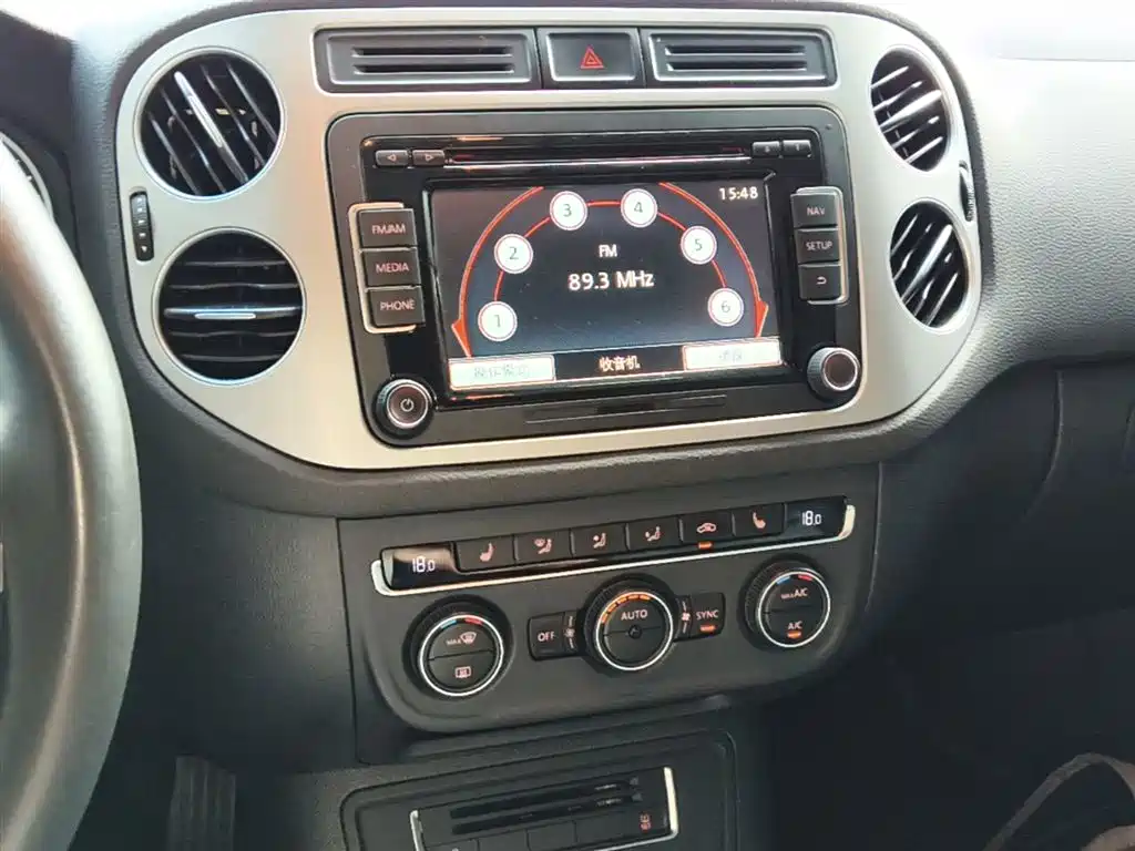 Volkswagen Tiguan 2015 — фото 13