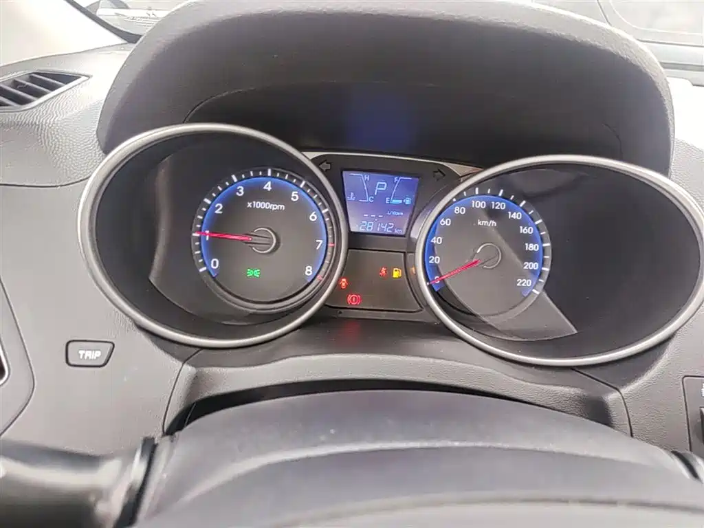 Hyundai ix35 2016 — фото 12