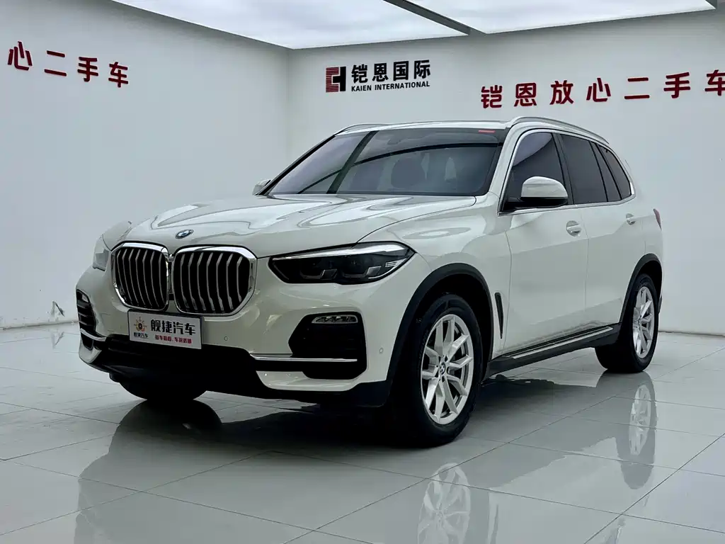 BMW X5 2019 — фото 1