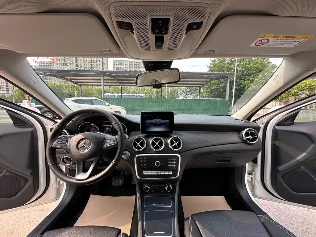 Mercedes-Benz GLA 2018 — фото 22