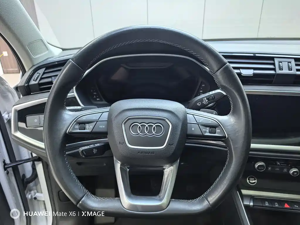 Audi Q3 2022 — фото 13