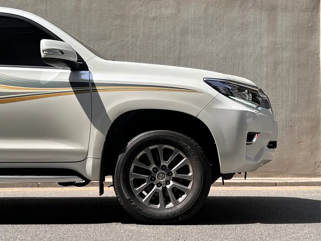 Toyota Prado 2020 — фото 16