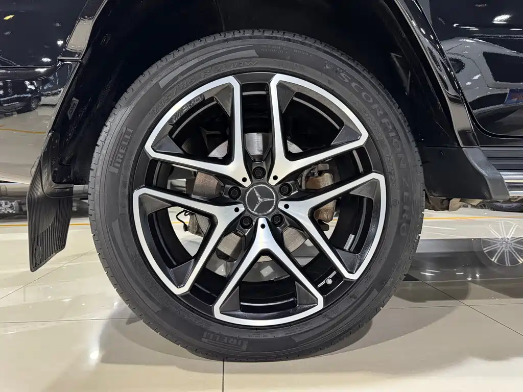 Mercedes-Benz G-Class 2018 — фото 19