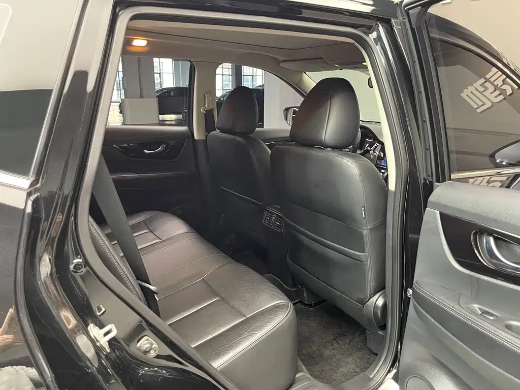 Nissan X-Trail 2019 — фото 12