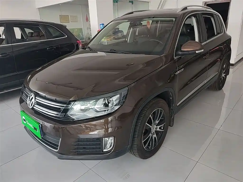 Volkswagen Tiguan 2016 — фото 1