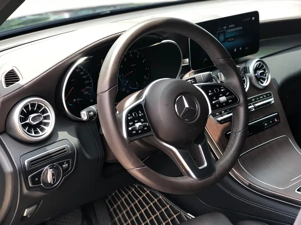 Mercedes-Benz GLC 2022 — фото 13