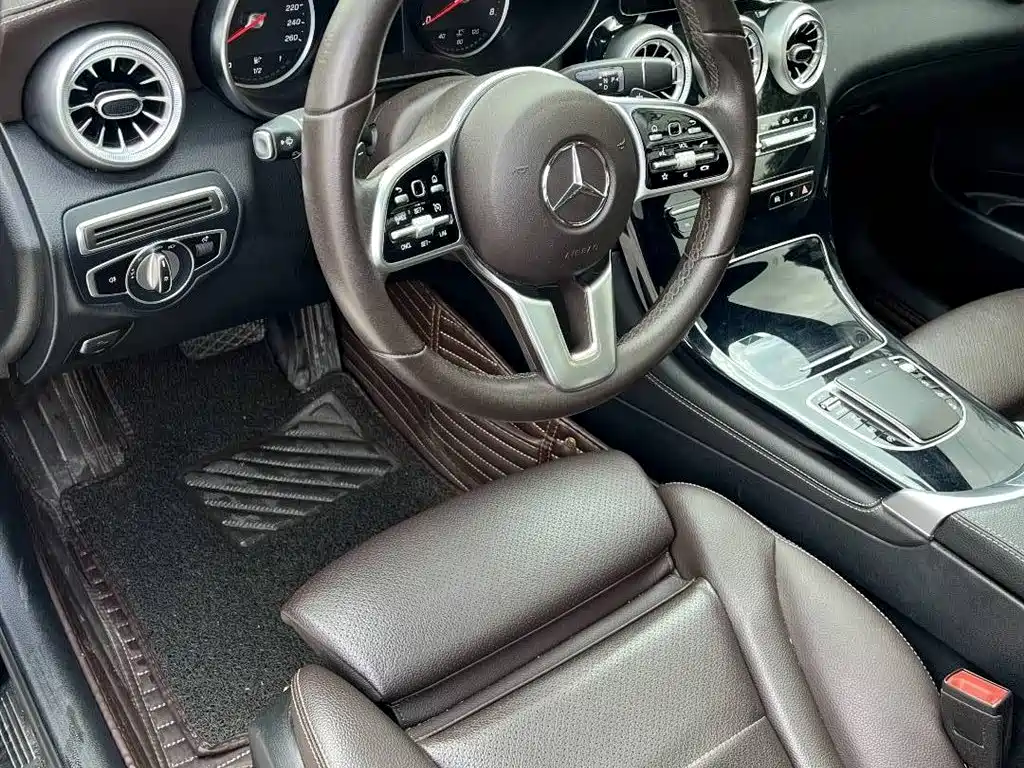 Mercedes-Benz GLC 2020 — фото 10