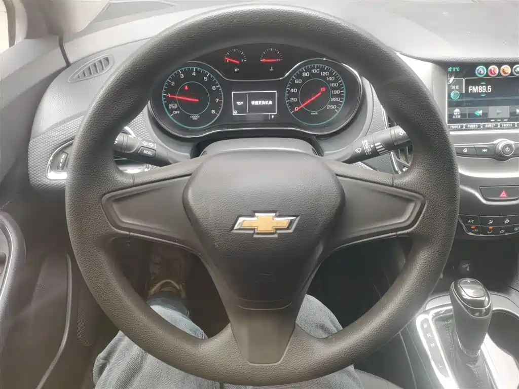 Chevrolet Cruze 2018 — фото 11