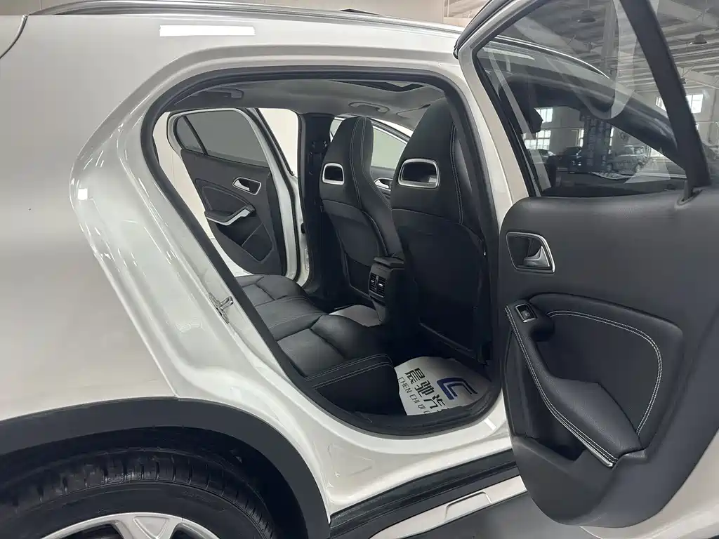Mercedes-Benz GLA 2019 — фото 14