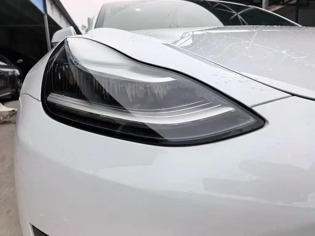 Tesla Model 3 2020 — фото 4